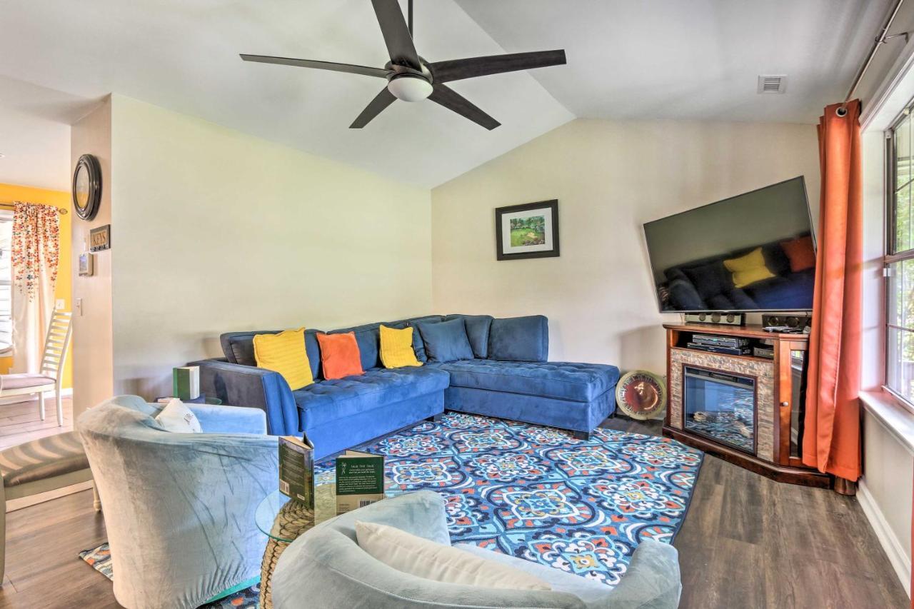 Peaceful Beaufort Home With Front Porch And Grill Екстер'єр фото